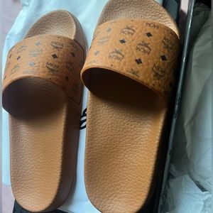 MCM SLIDES